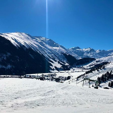 Tgesa Felici Appartement Sedrun Buitenkant foto