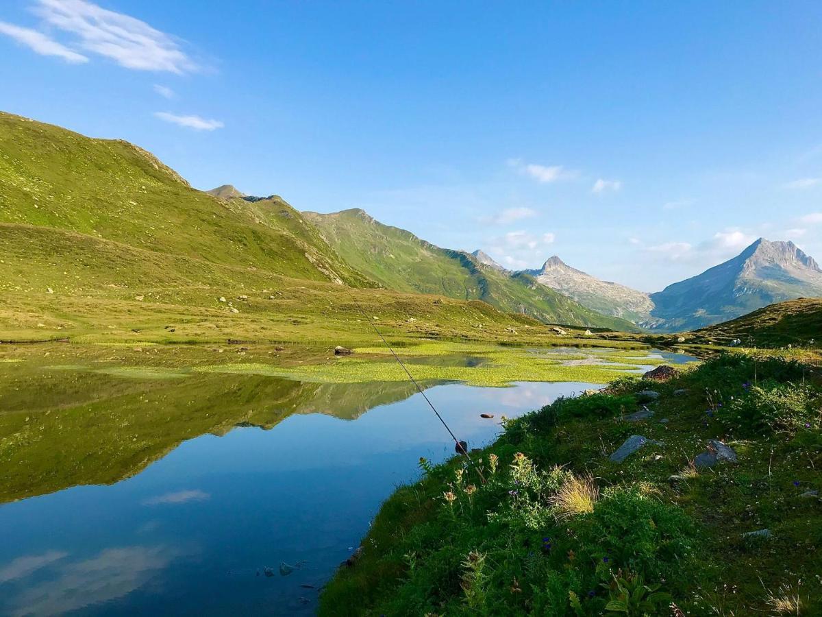 Tgesa Felici Appartement Sedrun Buitenkant foto