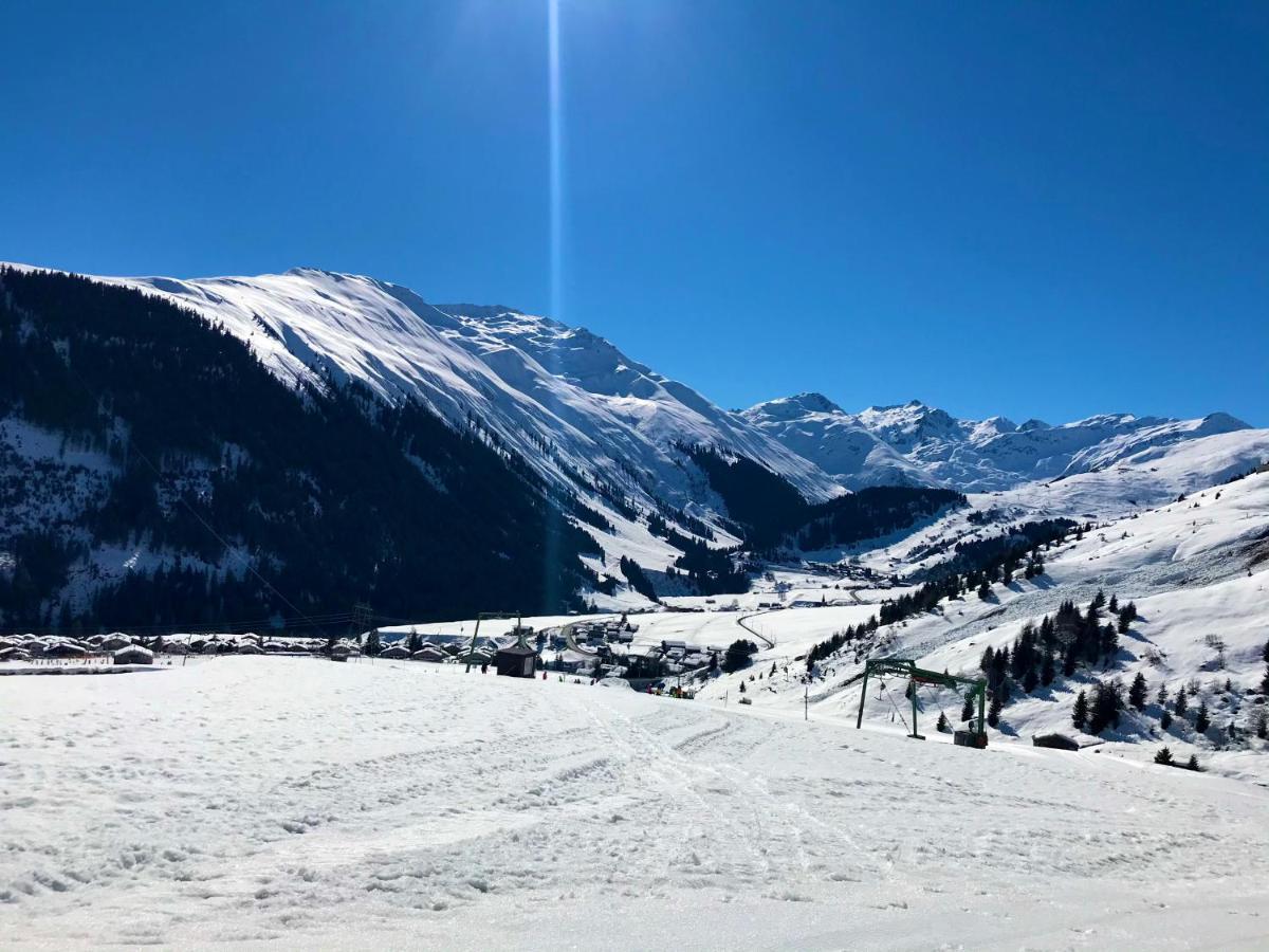 Tgesa Felici Appartement Sedrun Buitenkant foto
